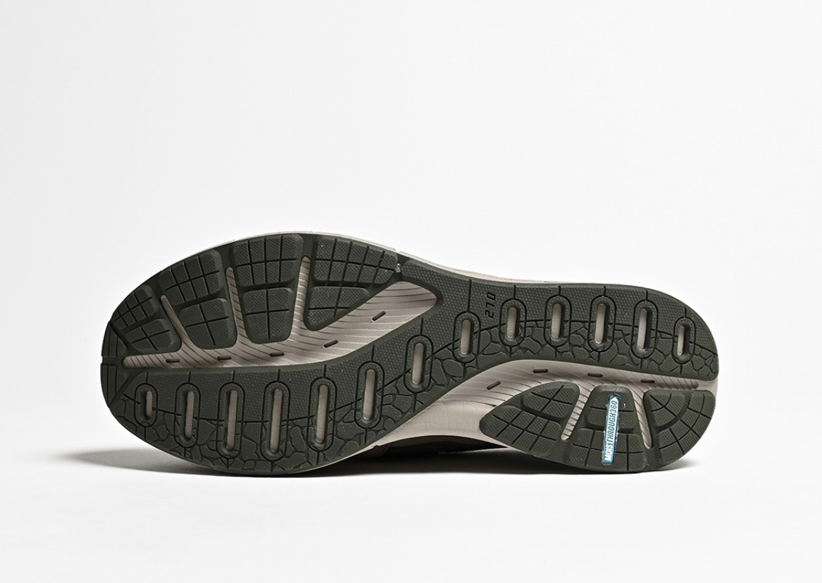 MOISTHROUGH360 HOBALIPS