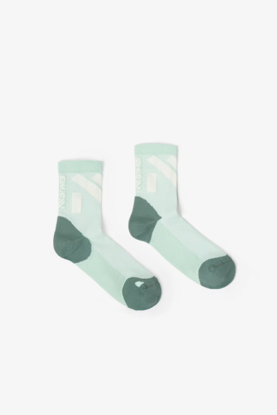 NNORMAL RACE LOW CAT SOCKS