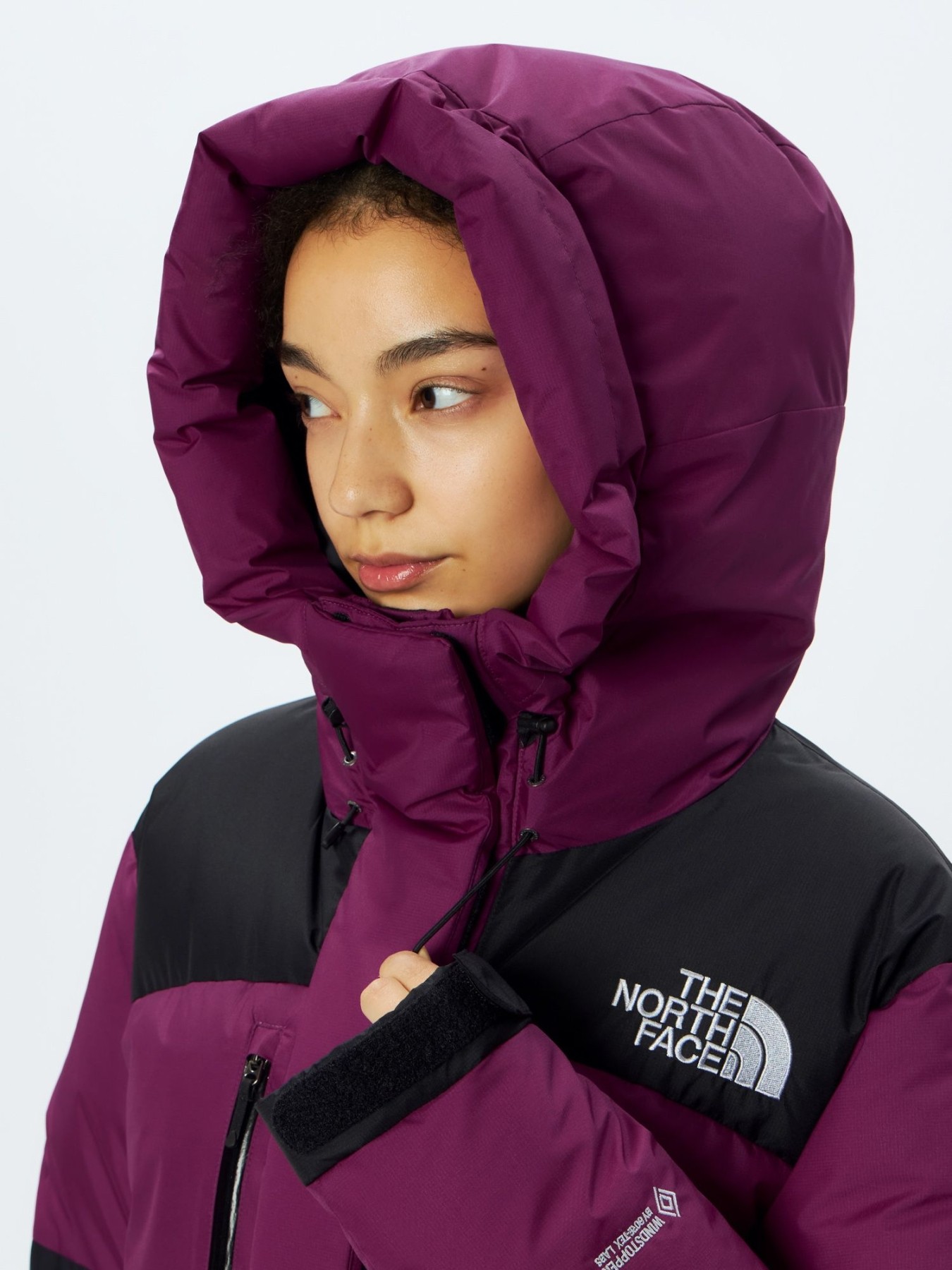 THE NORTH FACE SHORT BALTRO LIGHT JACKET (WOMEN`S)