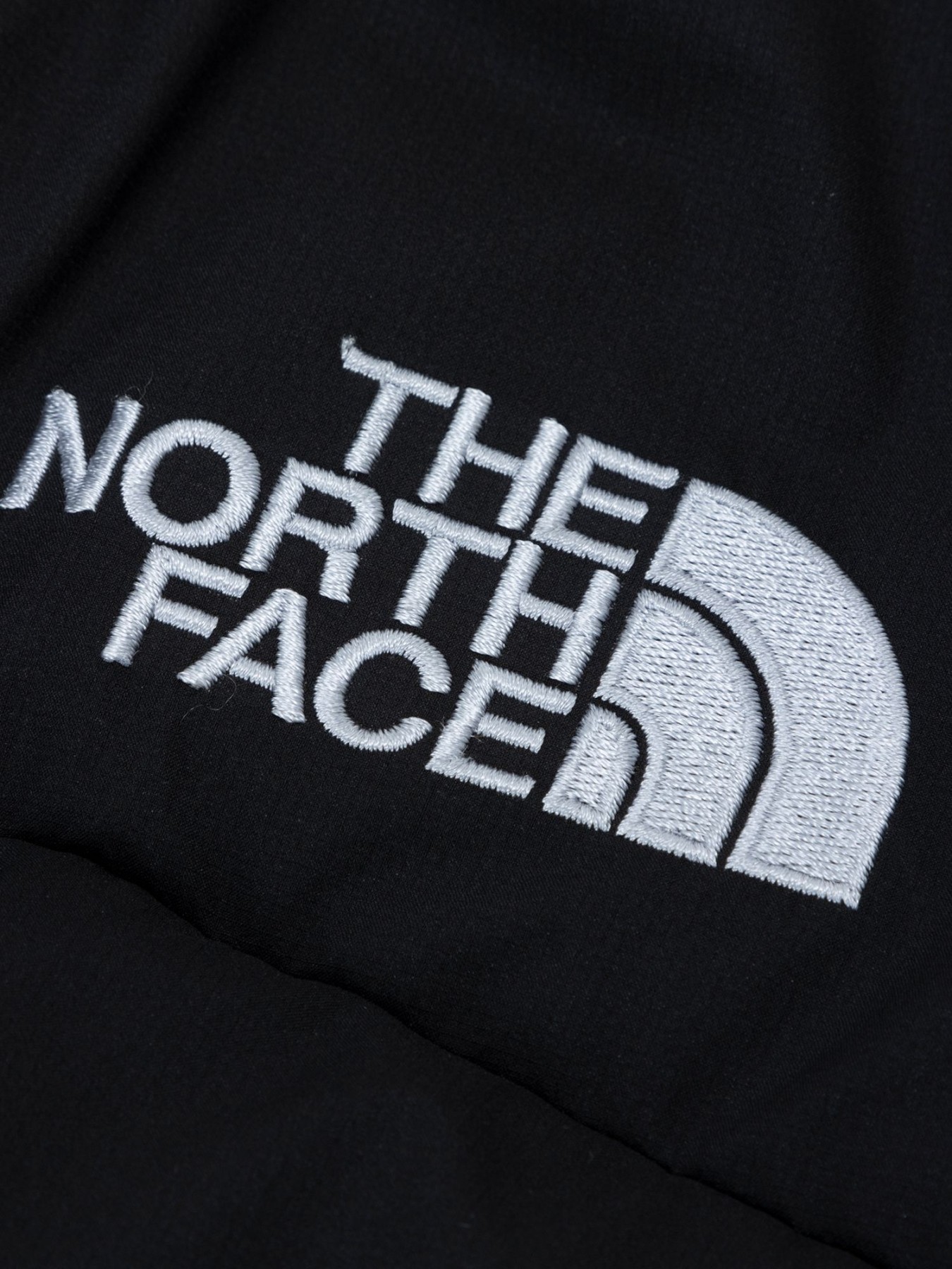 THE NORTH FACE SHORT BALTRO LIGHT JACKET (WOMEN`S)