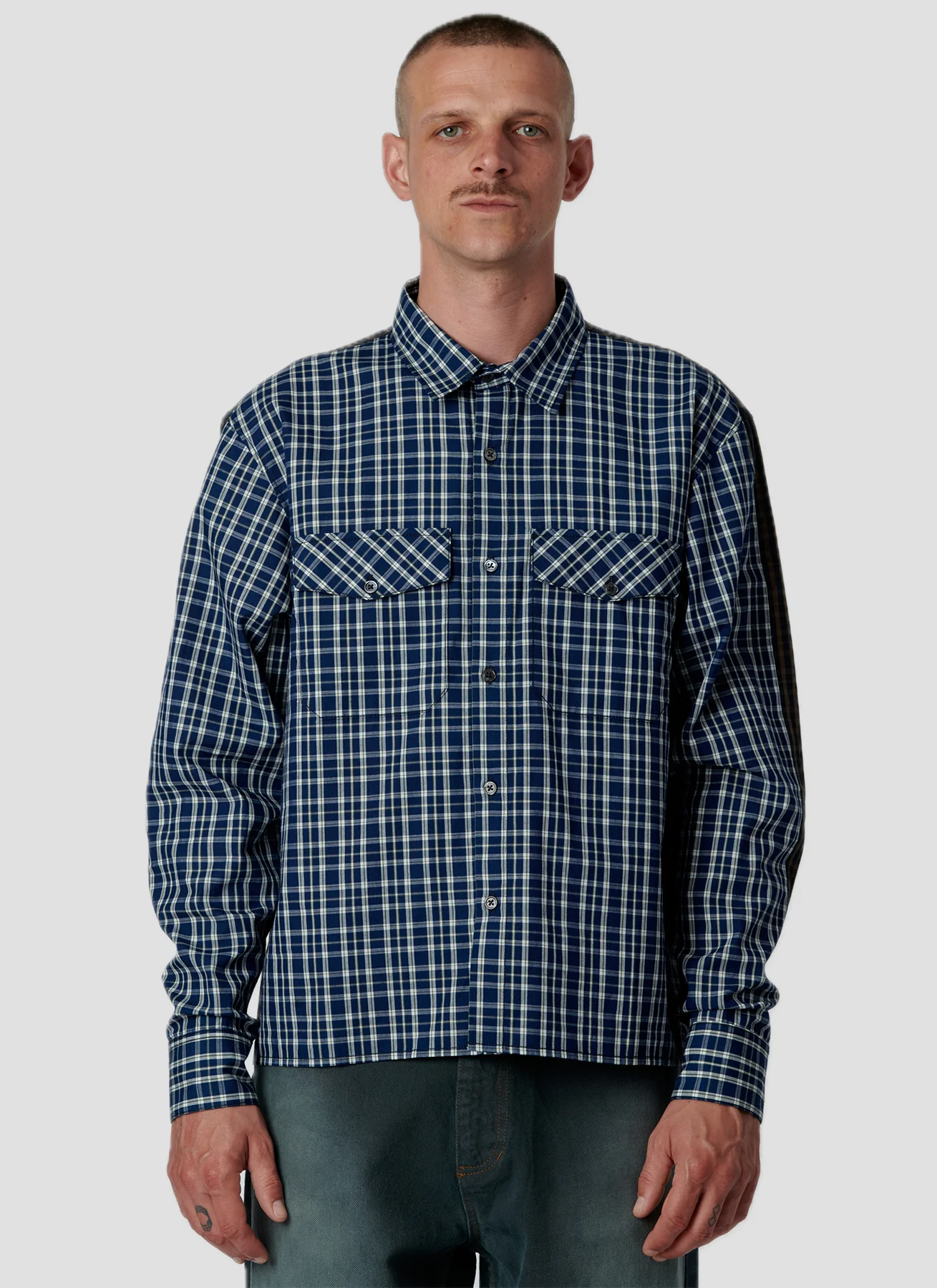 RASSVET SPLIT MANAGER SHIRT