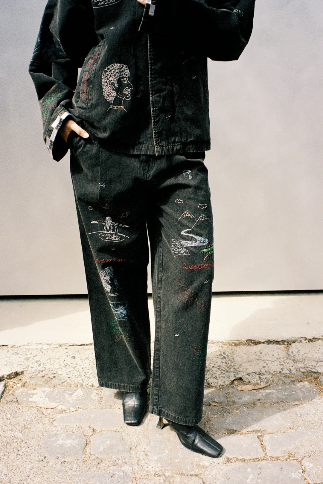 JUNGLES QUESTIONS PLEATED PANT