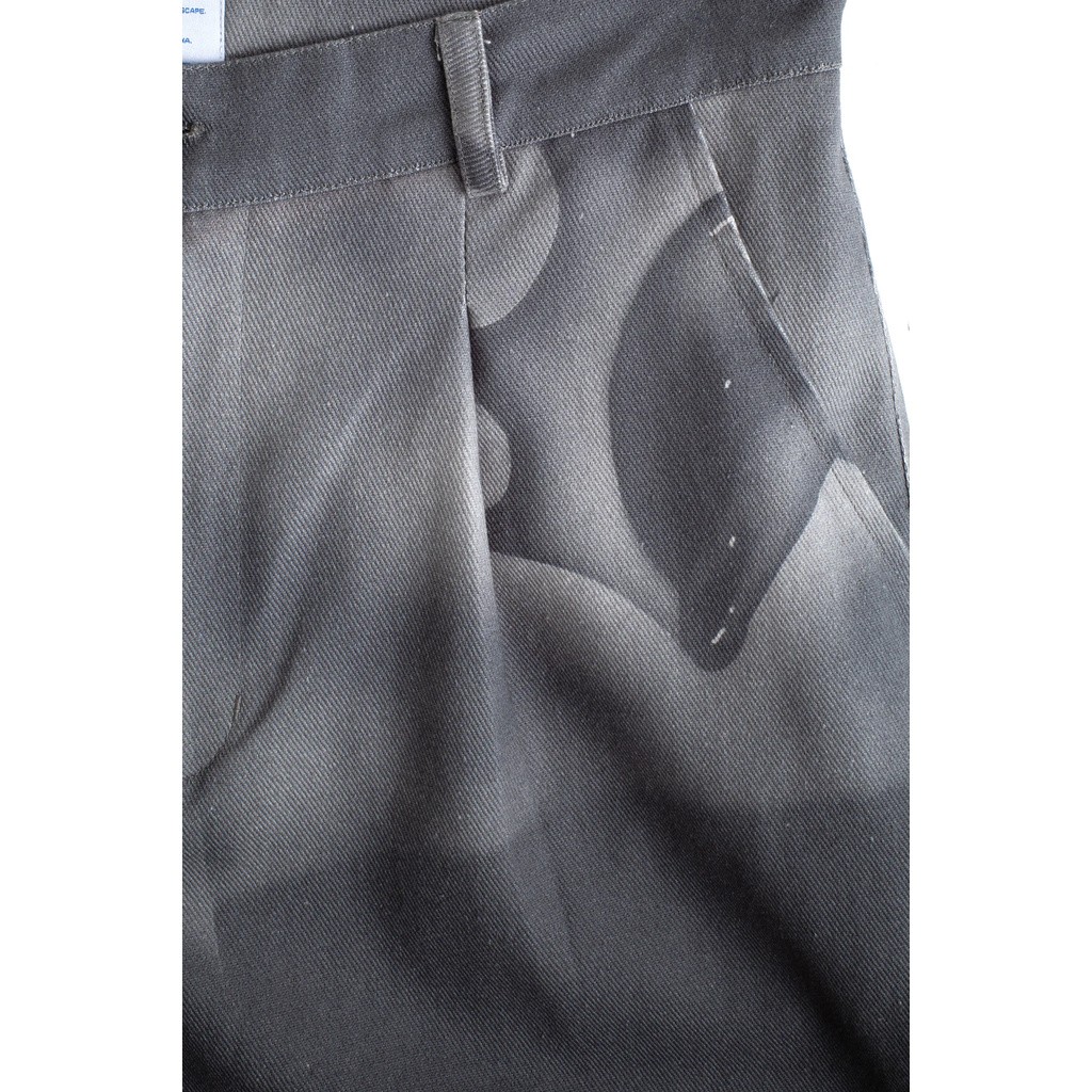 JUNGLES FLAMING DOLPHIN SHORTS