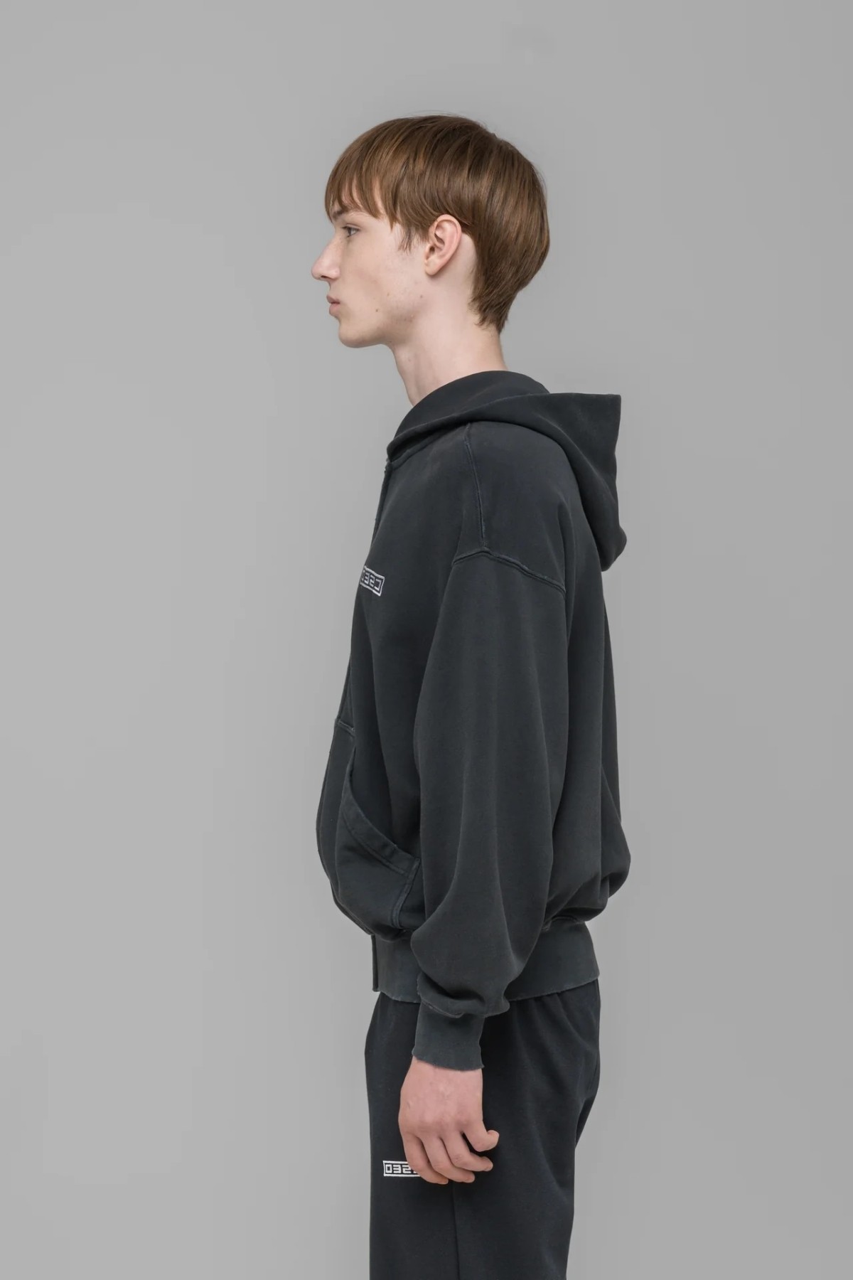 032C ROUTINE ZIP HOODIE