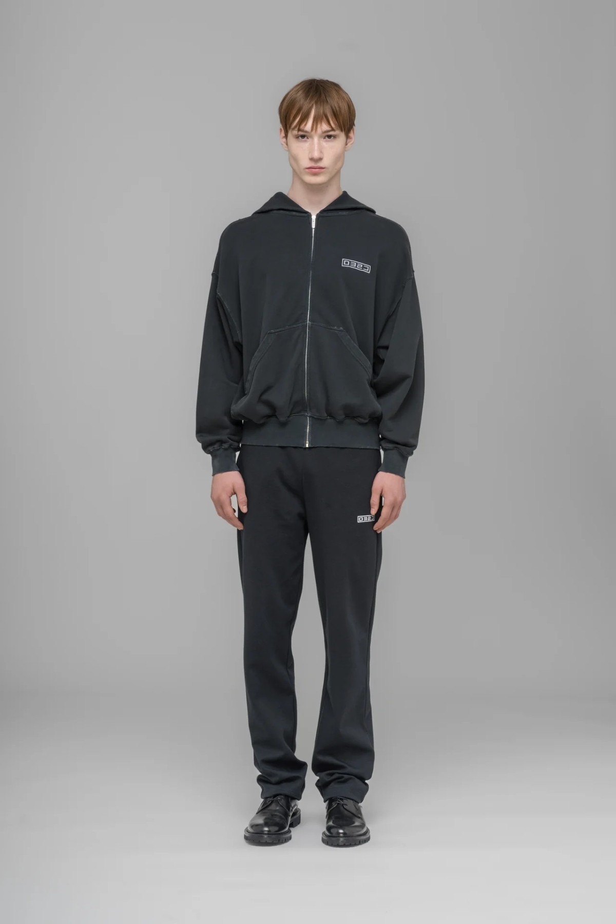 032C ROUTINE ZIP HOODIE