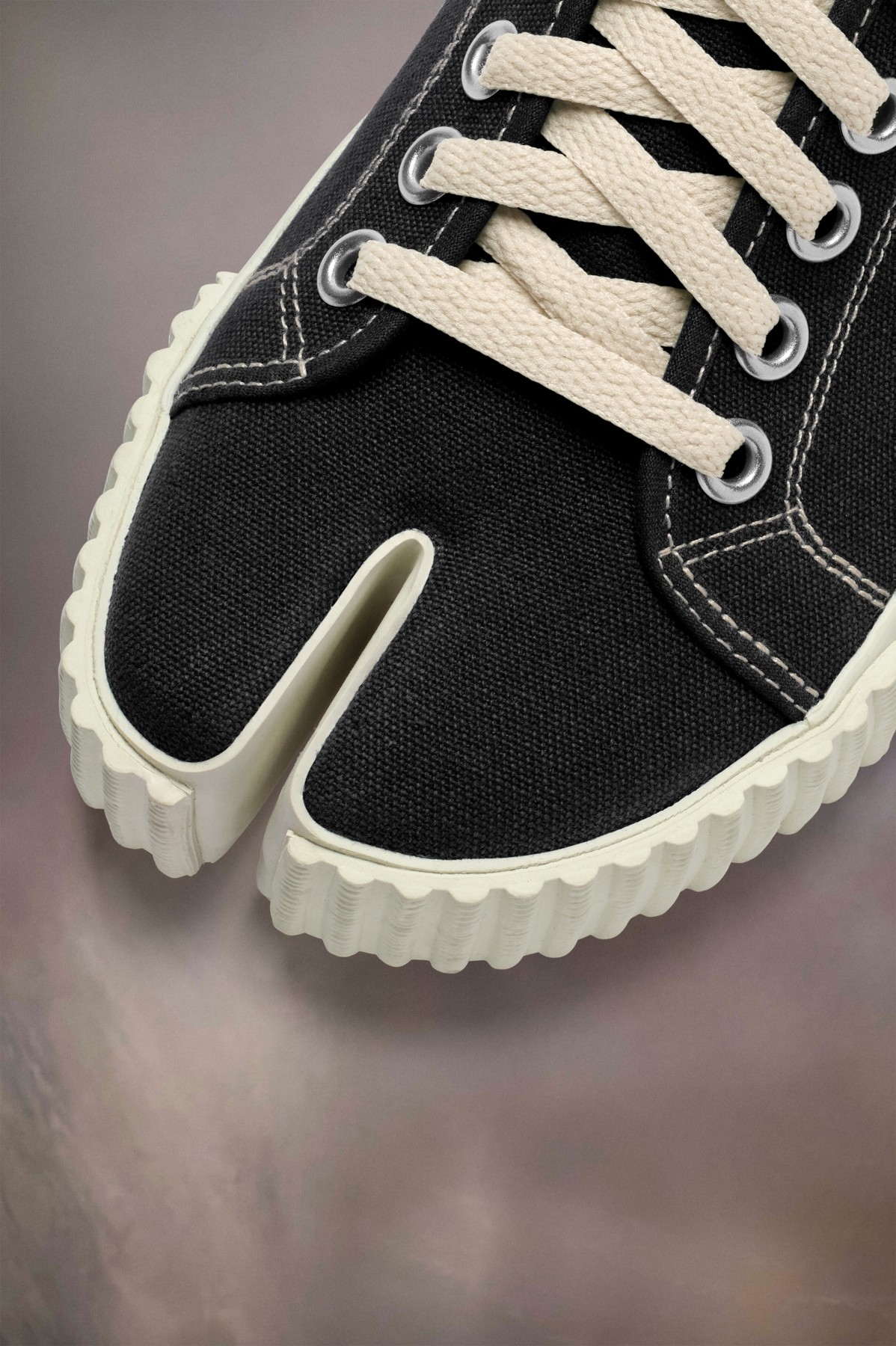 Maison Margiela TABI SNEAKERS