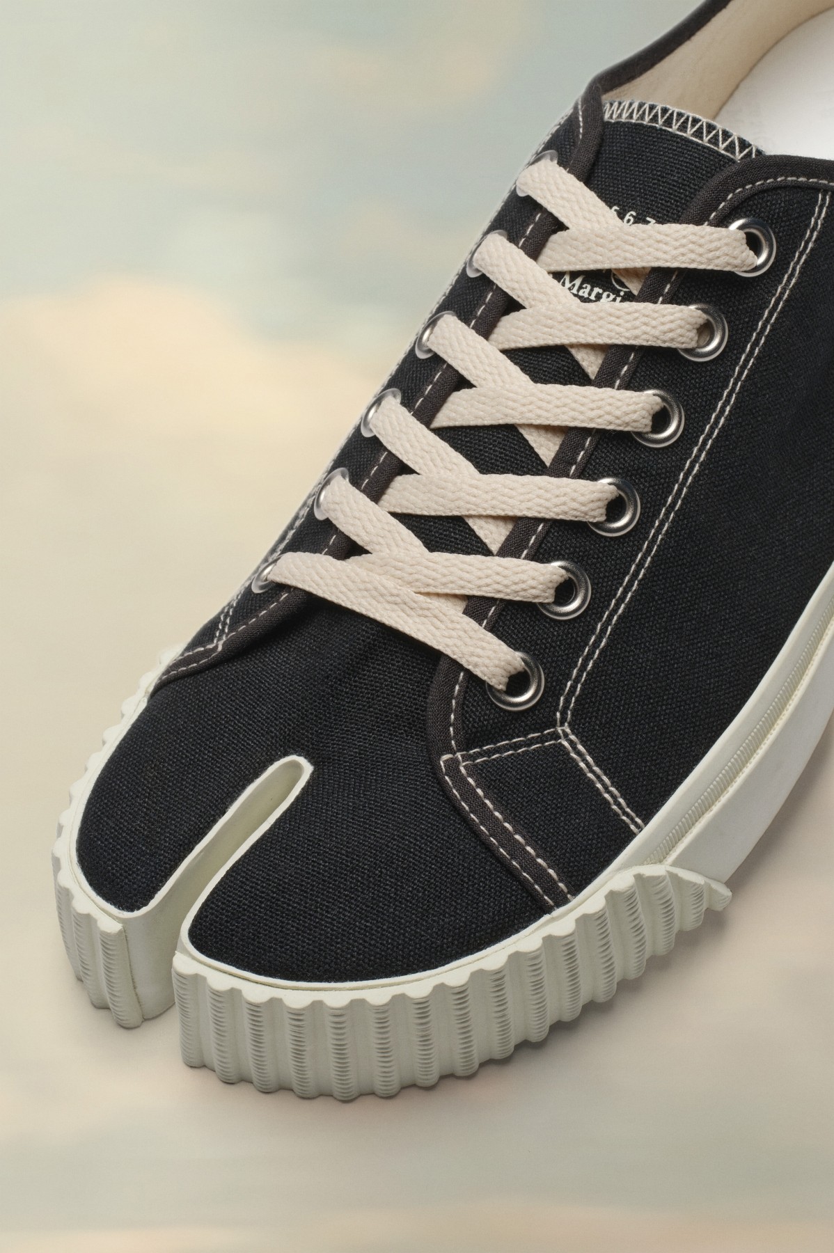 Maison Margiela TABI SNEAKERS