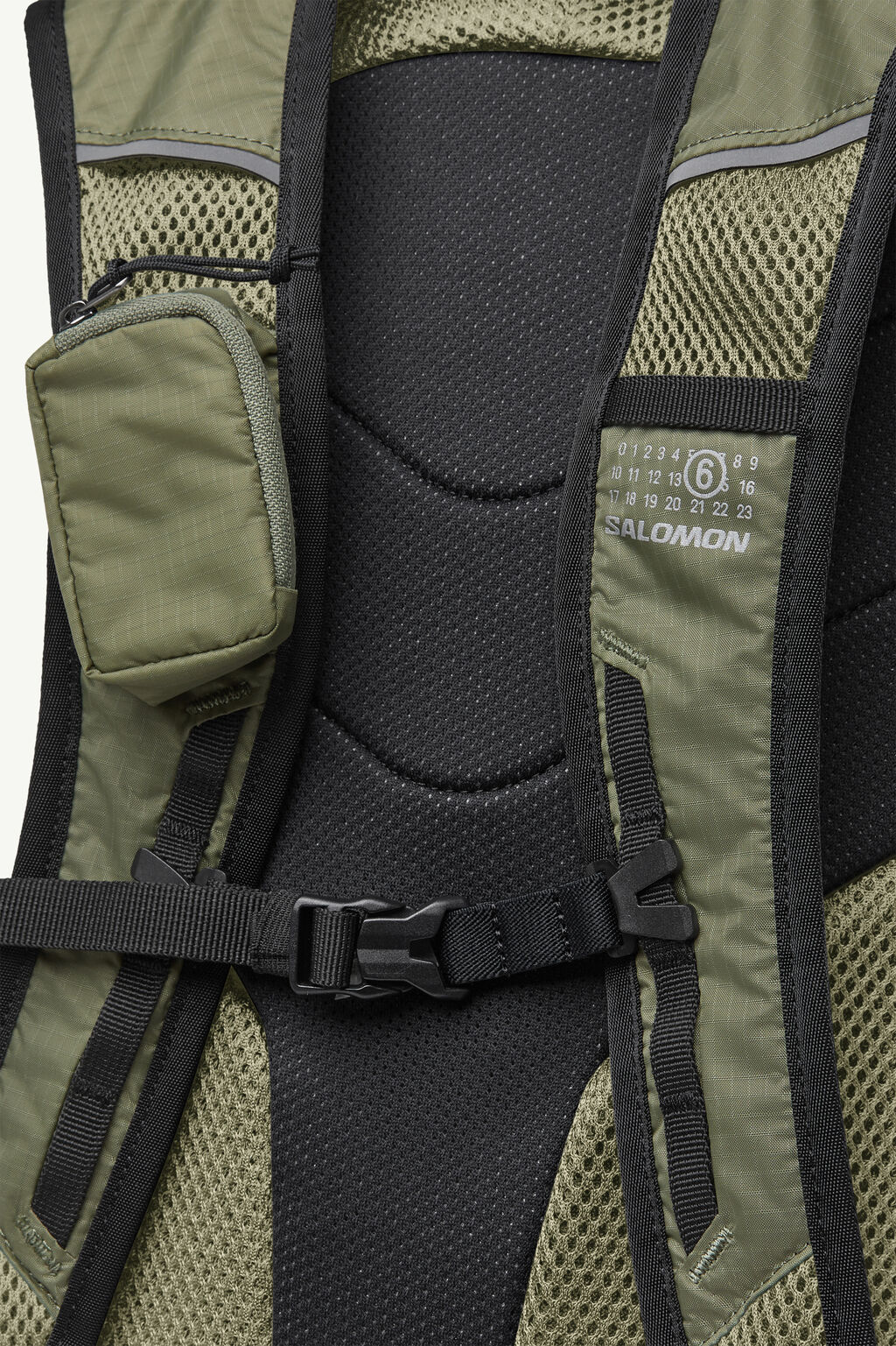 MM6 SALOMON XT 15 BAGPACK