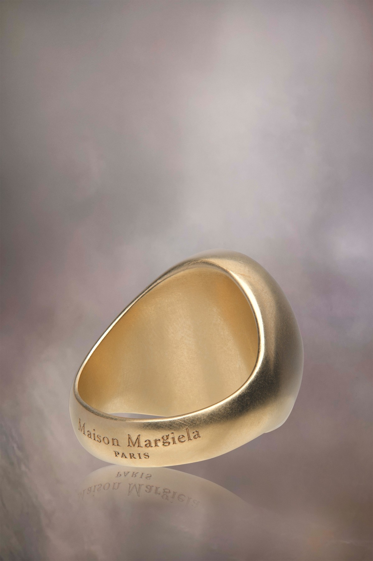 新品 Maison Margiela chevalier リング 8 新品 Maison Margiela chevalier リング 8 値下げ不可