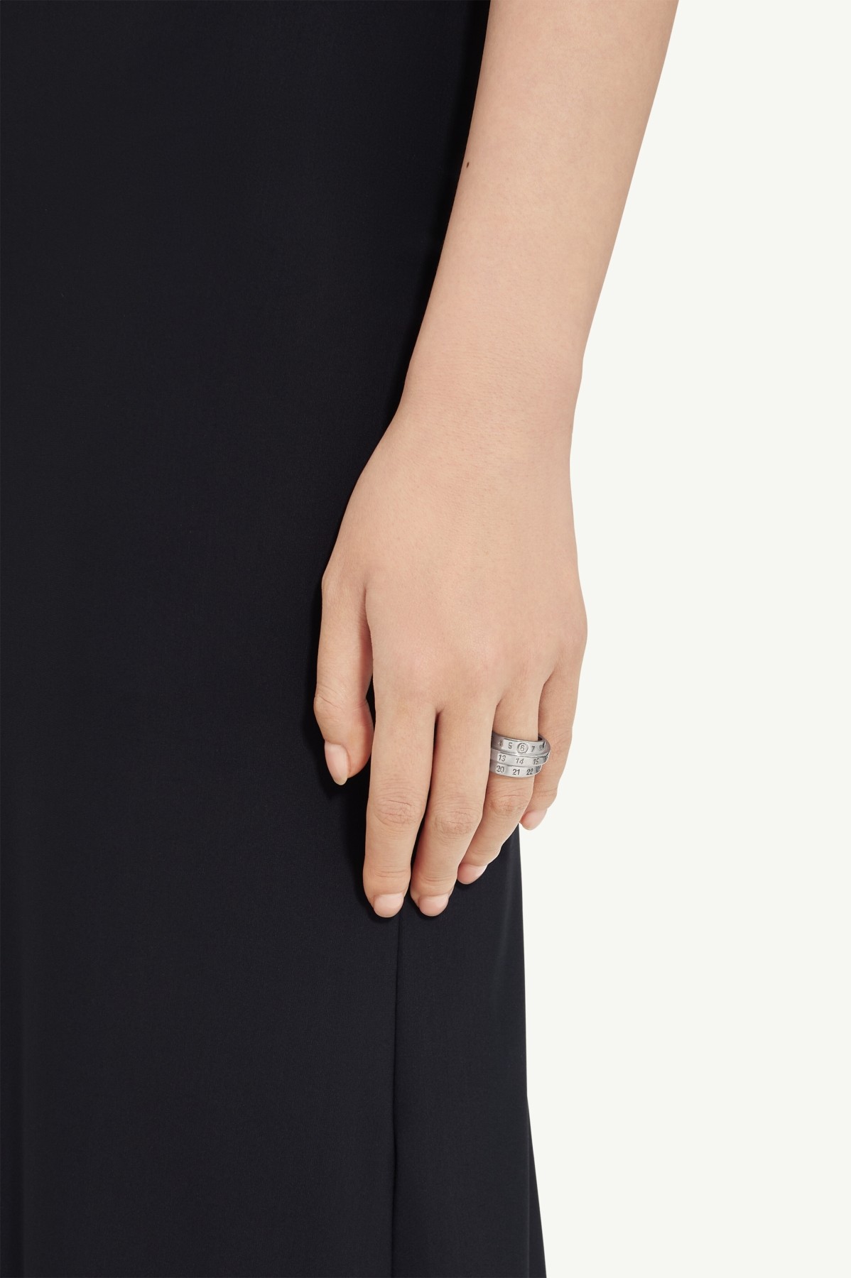 MM6 TRIPLE LOGO NUMERIC SIGNATURE RING