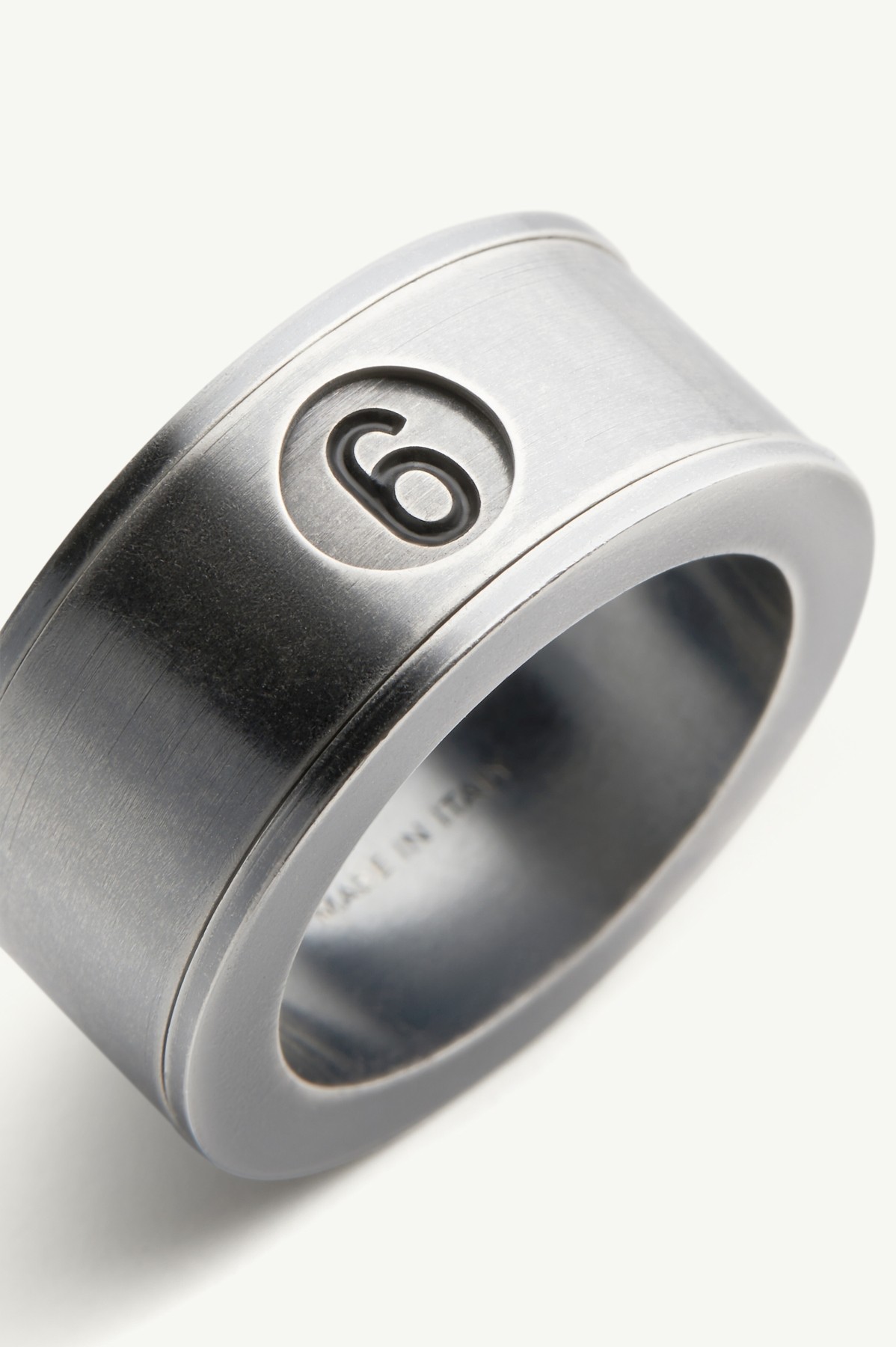 MM6 INDUSTRIAL RING
