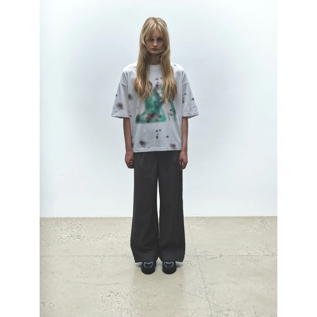 JUNGLES EMBRACE MARBLE TEE
