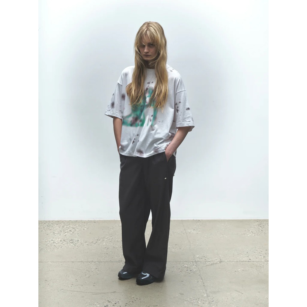 JUNGLES EMBRACE MARBLE TEE