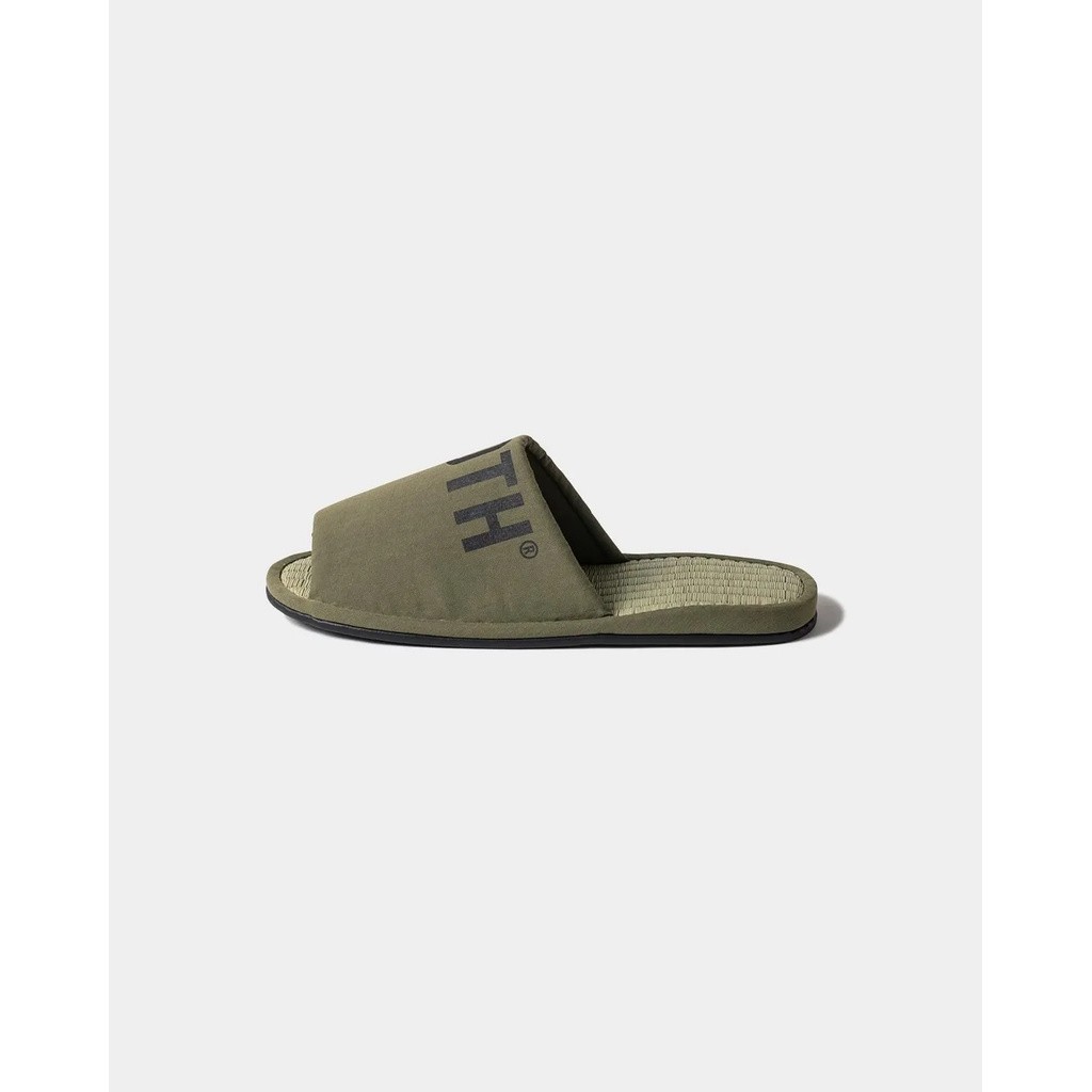TIGHTBOOTH PRODUCTION BIG LABEL ROOM SANDAL