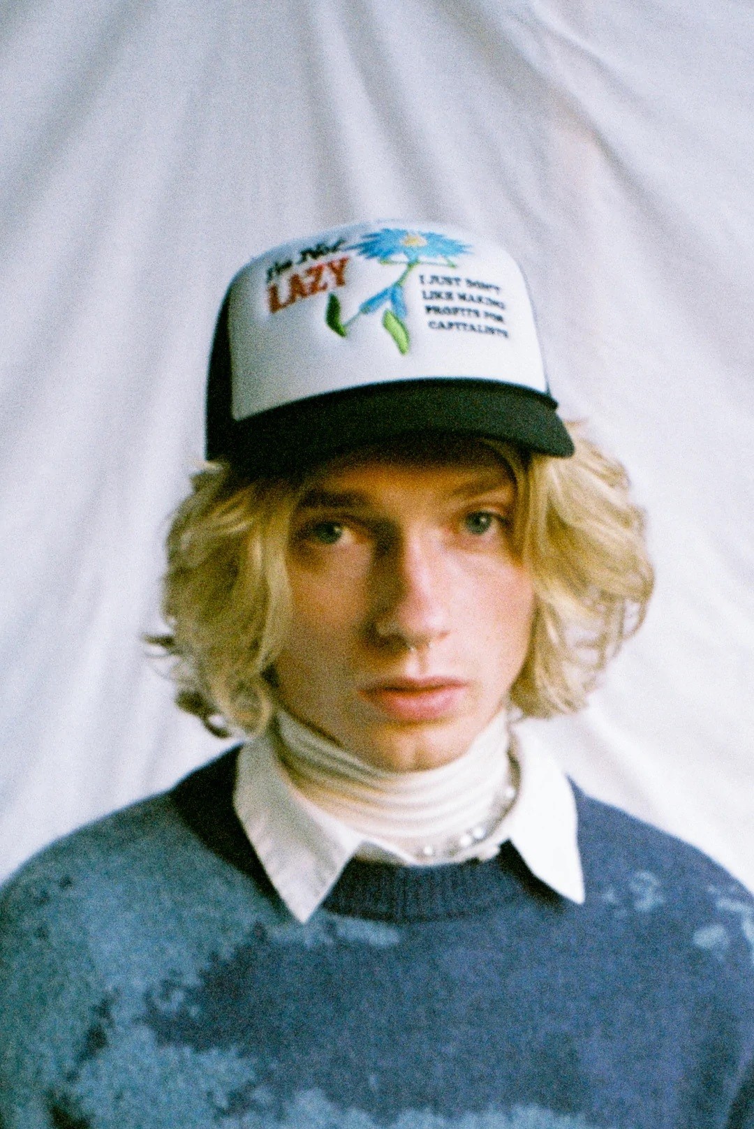 JUNGLES IM NOT LAZY TRUCKER CAP