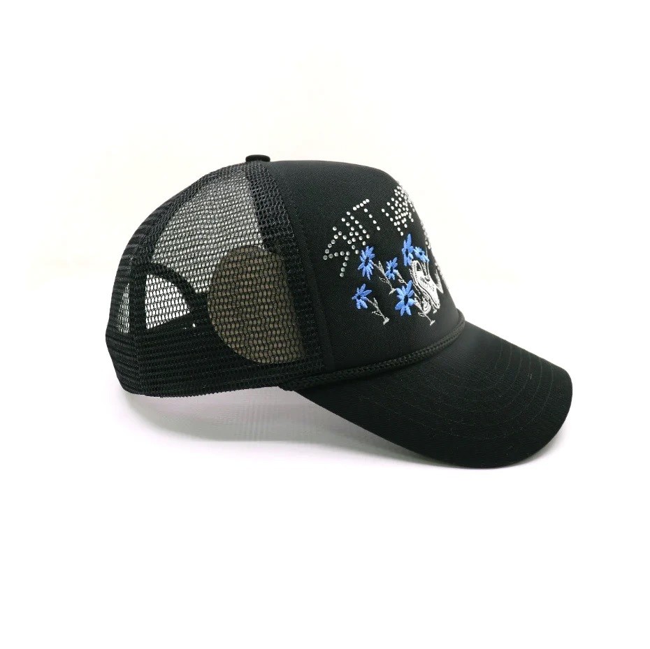 JUNGLES SHIT HAPPENS TRUCKER CAP