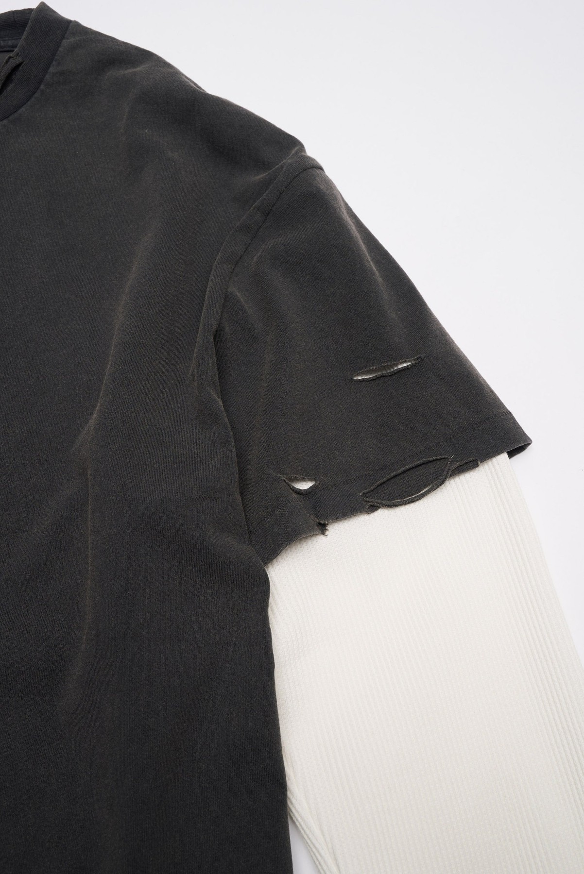 STOCKHOLM SURFBORD CLUB BACK LOGO LAYERED TEE