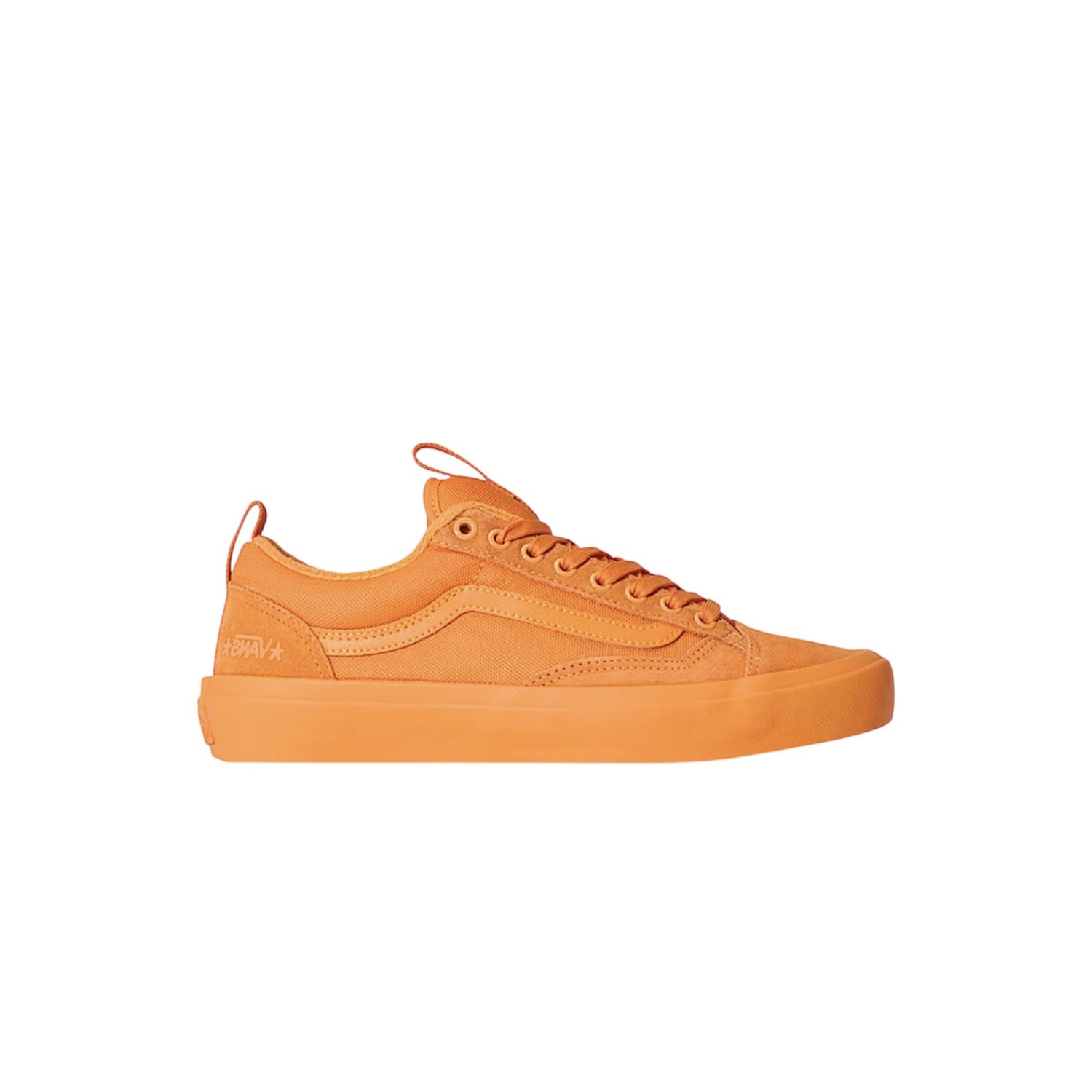 VANS SKATE OLD SKOOL 36+ by Atiba Jefferson