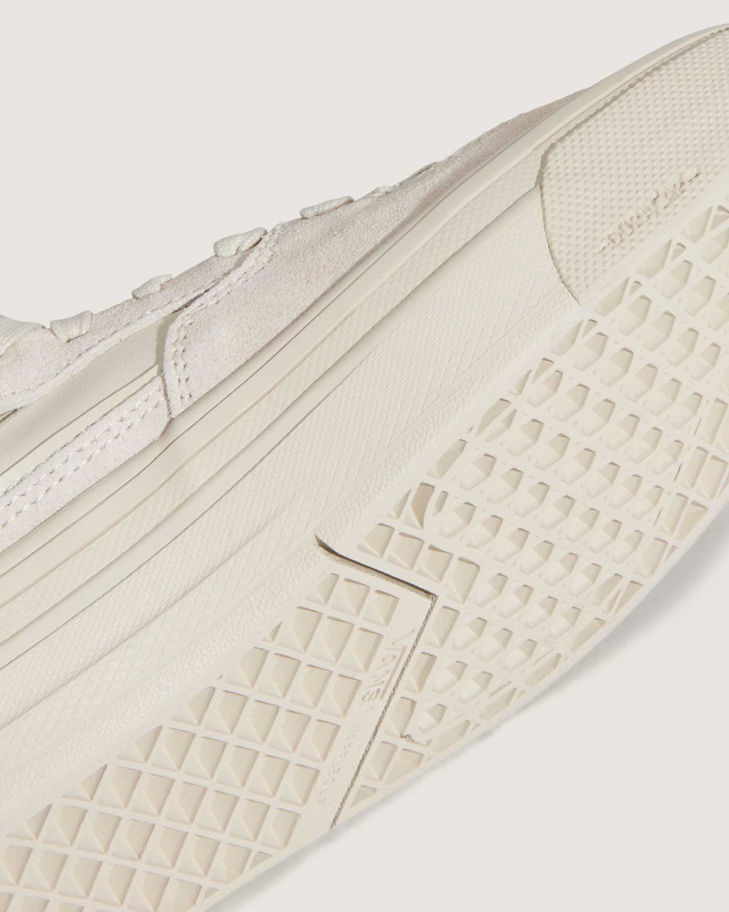 VANS SKATE HALF CAB Wafflecup™ by Atiba Jefferson