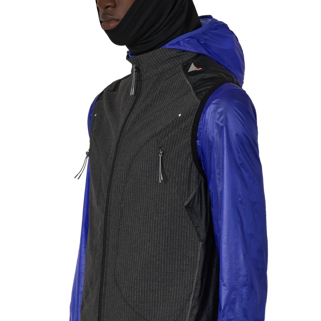 ROA NUMB PINSTRIPED COMMUTING VEST